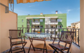 Lovely Apartment In Pineda De Mar With Wifi